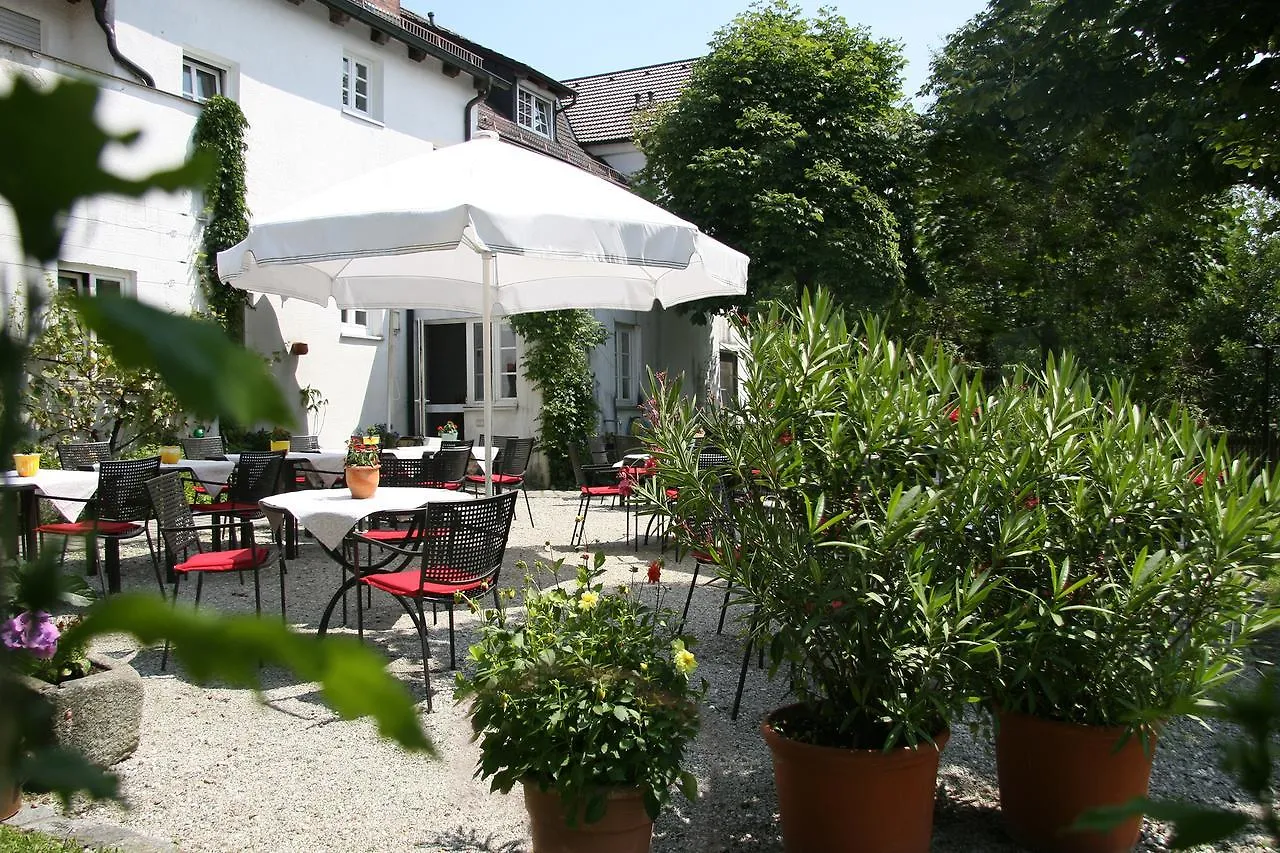 Gasthaus Zur Linde Hotel Hohenpolding