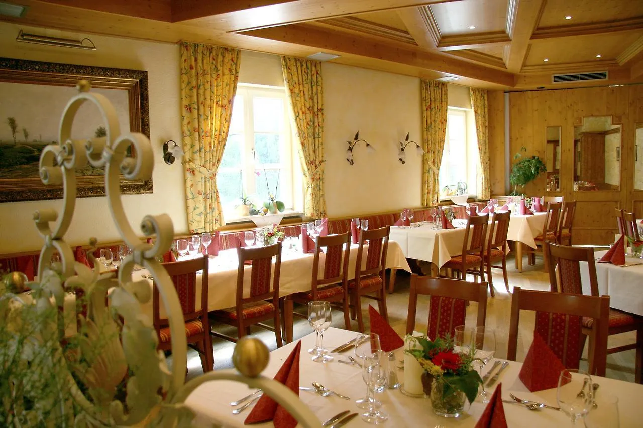 ***  Gasthaus Zur Linde Hotel Hohenpolding Duitsland